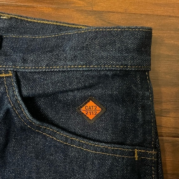 NWT Wrangler Flame Resistant Jeans Size 44x32 - Picture 2 of 7